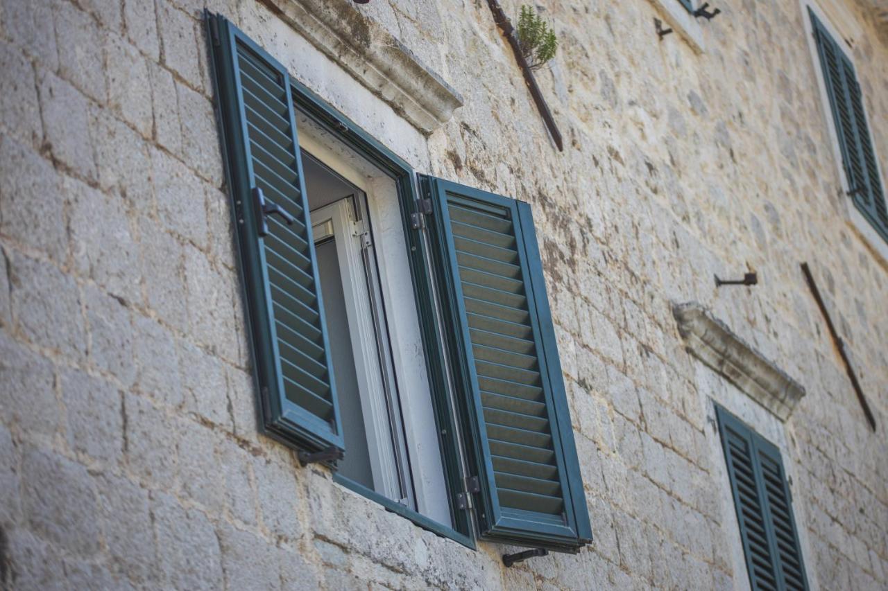 Kamena Palata Apartments Kotor Exteriér fotografie