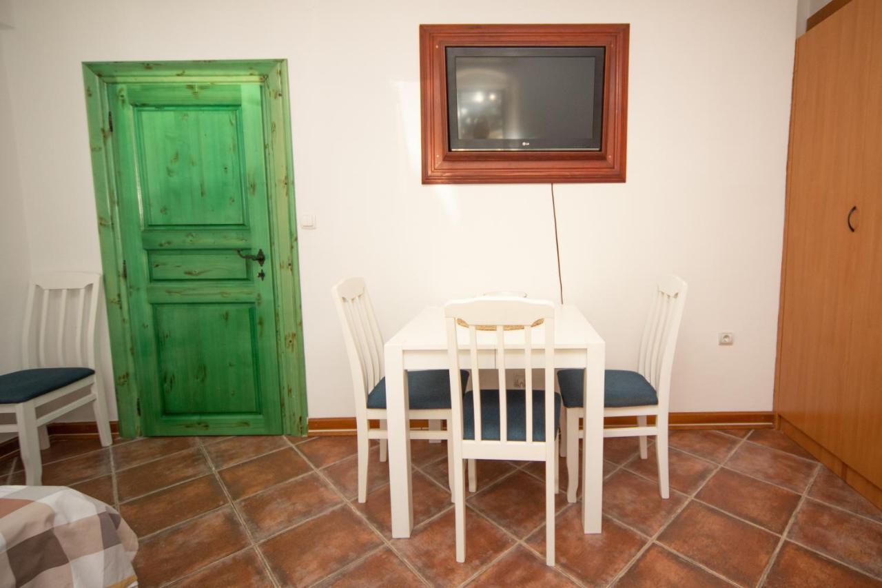 Kamena Palata Apartments Kotor Exteriér fotografie