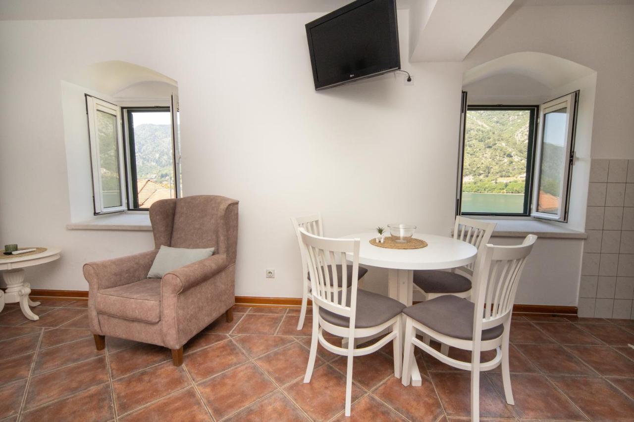Kamena Palata Apartments Kotor Exteriér fotografie