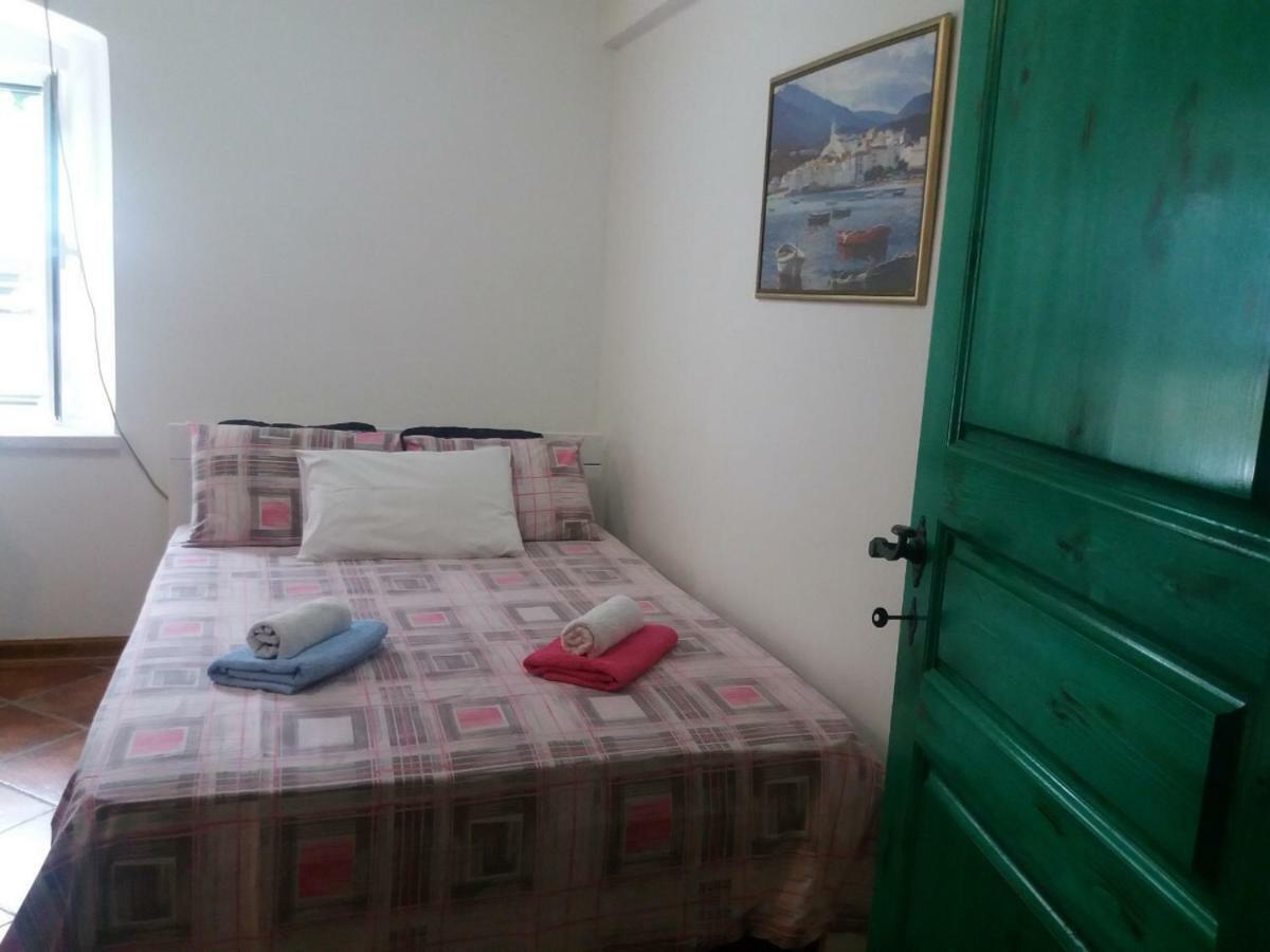 Kamena Palata Apartments Kotor Exteriér fotografie